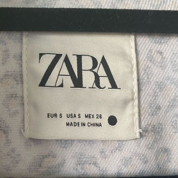 ZARA-OVERSIZED Animal Print Button Down Denim Top (Size:Small) - Picture 8 of 8